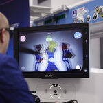 3. Operacje z wykorzystaniem robota – warsztaty na trenażerach. Robot VERSIUS.jpg