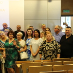 Uczestnicy III spotkania Wirtualnego Klubu Seniora - zdjęcie grupowe.