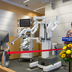 Uroczystość doposażenia szpitala w system robotyczny Da Vinci.