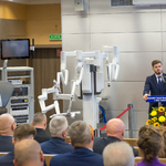 Uroczystość doposażenia szpitala w system robotyczny Da Vinci.