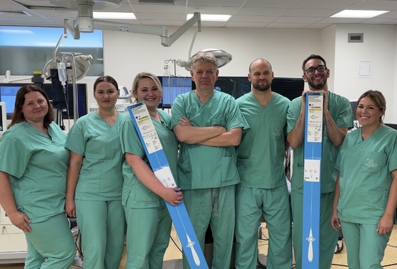 Dr hab. n. med. Maciej Wójcik wraz z zespołem ablacyjnym Pracowni Elektrofizjologii Wojewódzkiego Szpitala Specjalistycznego w Białej Podlaskiej.
