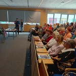 Wykład podczas spotkania Wirtualnego Klubu Seniora w dniu 26.10.2025r. w auli Wojewódzkiego Szpitala Specjalistycznego.