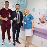 Dyrektor Wojewódzkiego Szpitala Specjalistycznego wraz z Kierującymi Oddziałem Ginekologiczno-Położniczym.
